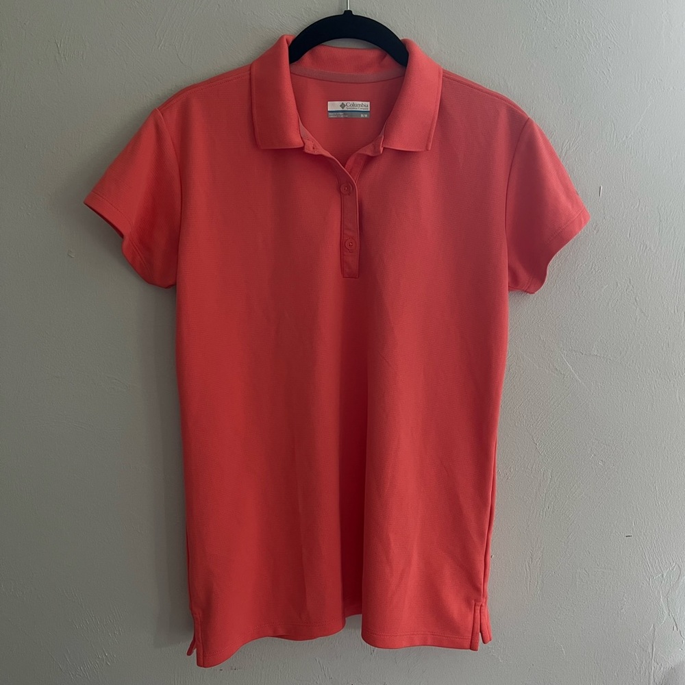 ❣️2/$25❣️ Columbia coral pink PFG polo shirt MEDIUM